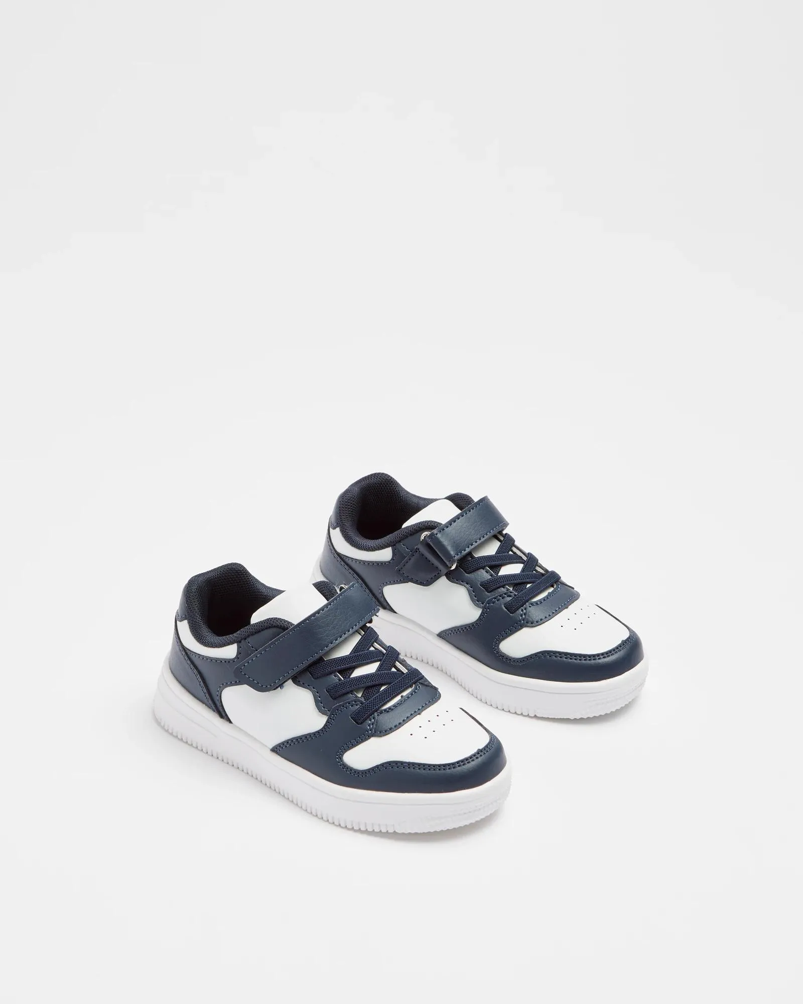 Boys Navy Junior Sneaker - Trendy