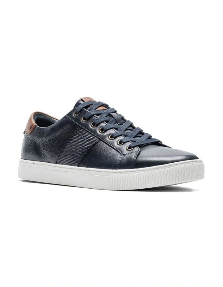 Navy Blue Endeavour Cruise Sneaker