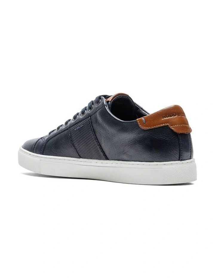 Navy Blue Endeavour Cruise Sneaker