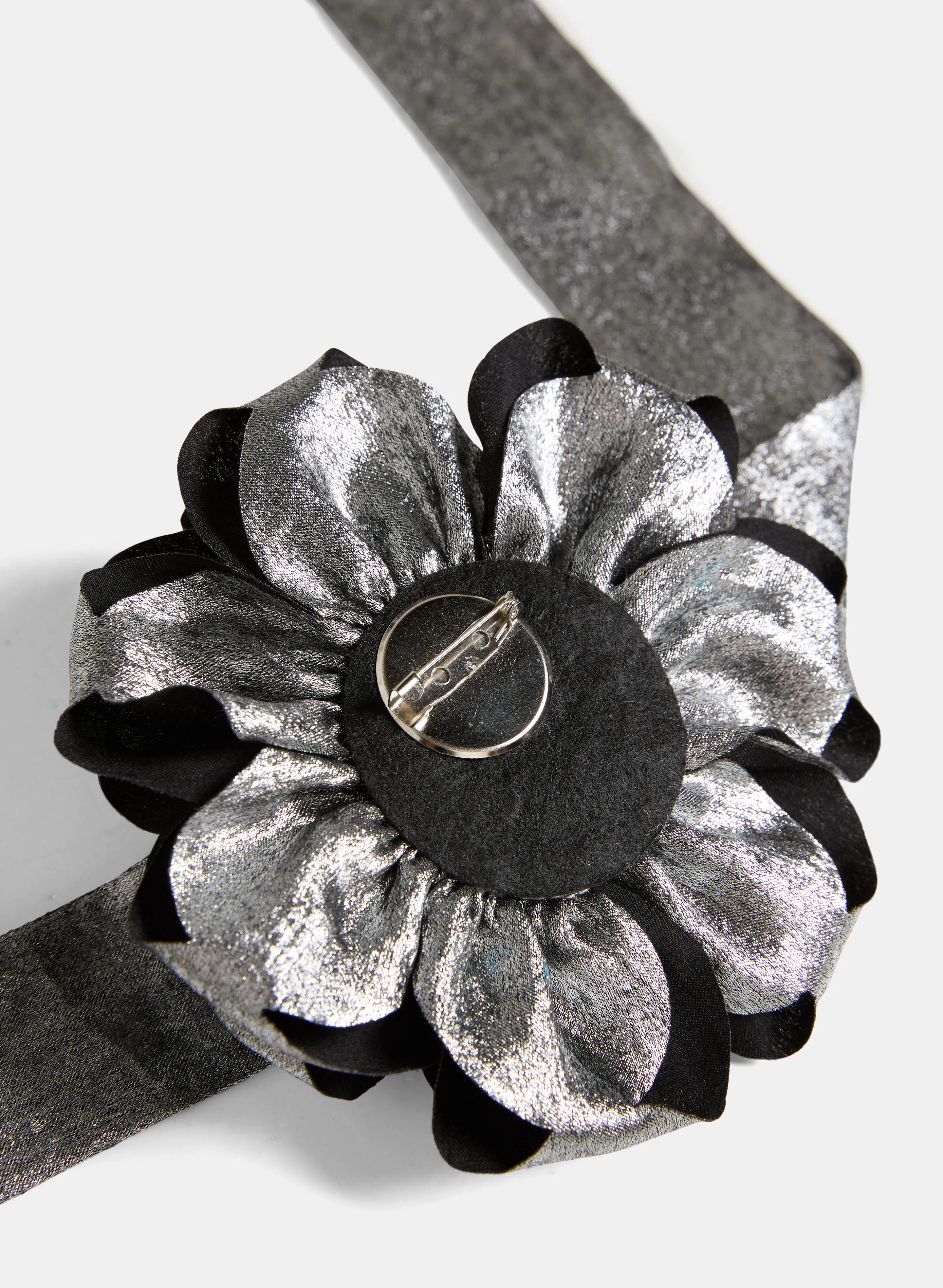 Flower Brooch Necktie with Detachable Feature - Shop Now