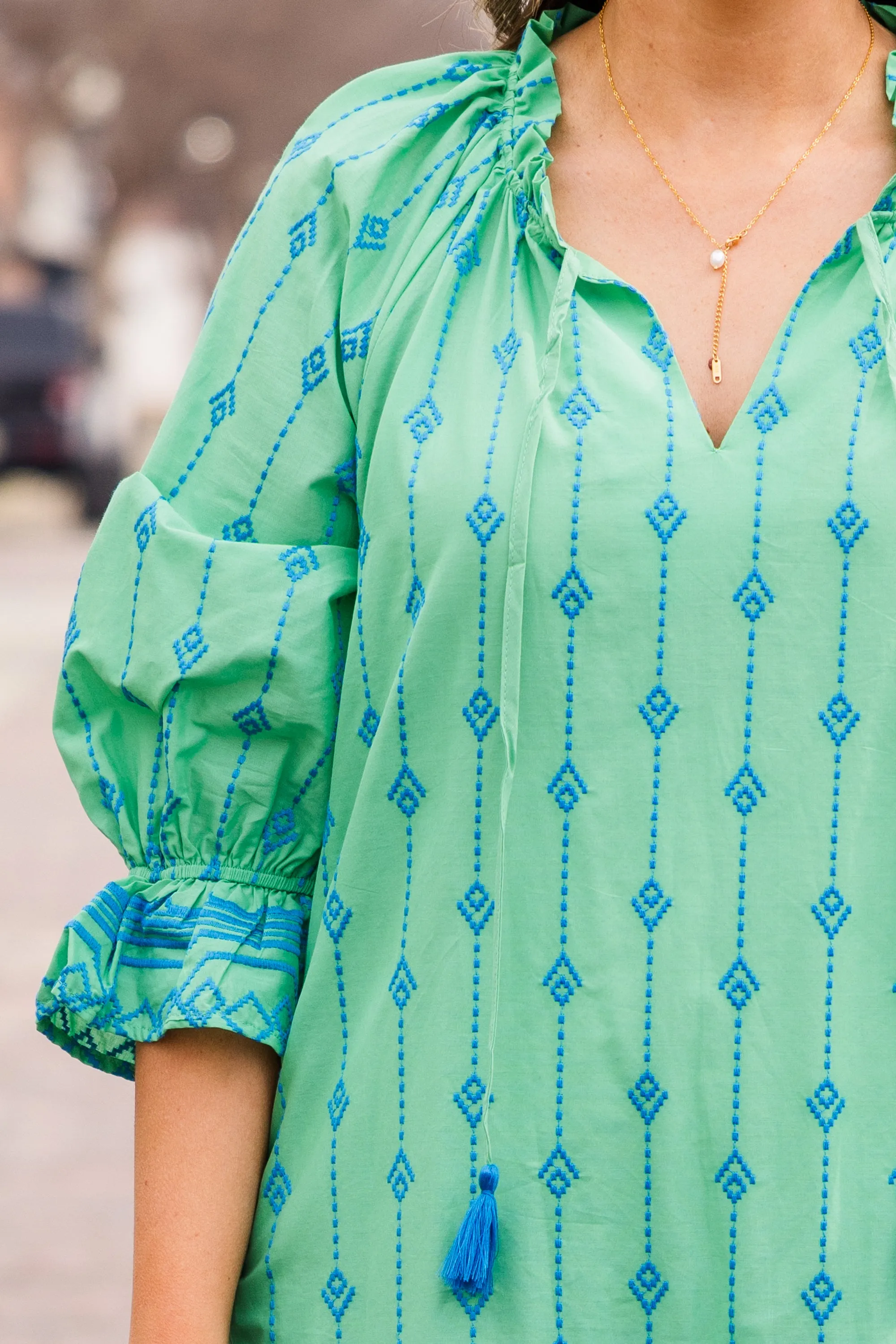 Green Dress for a Thankful Life