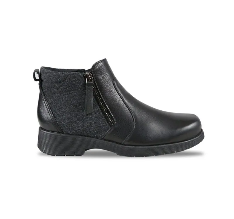 Munro Women's Black Bonnie Boots