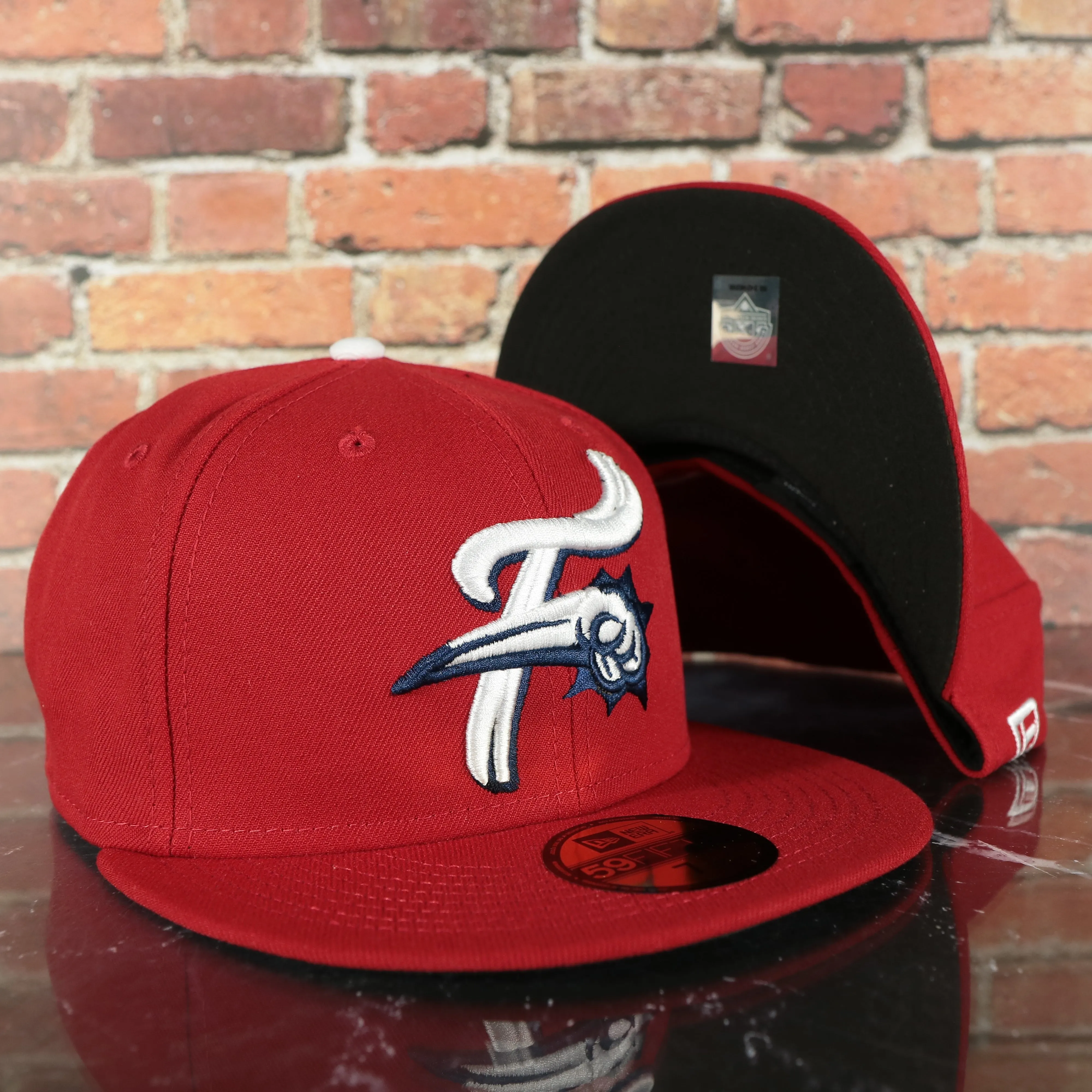 Reading Fightin Phils on Field Black and Red Plain Jane MiLB 59Fifty Fitted Cap