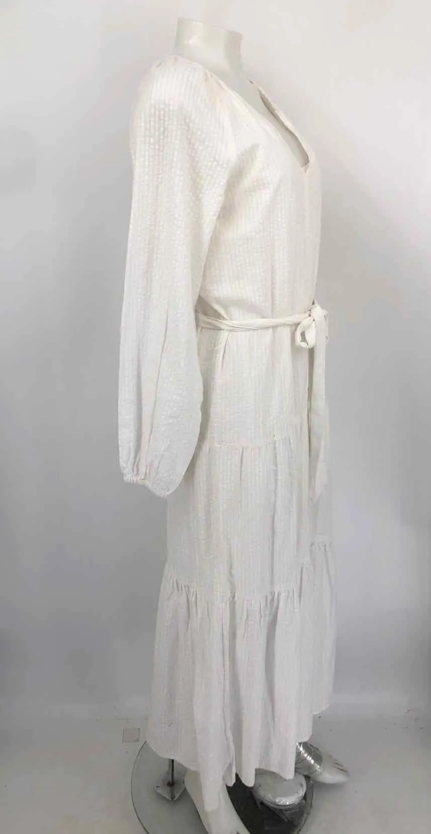 White Searsucker Textured 2 Pc Dress by ROAN + RYAN, Size SMALL (S)