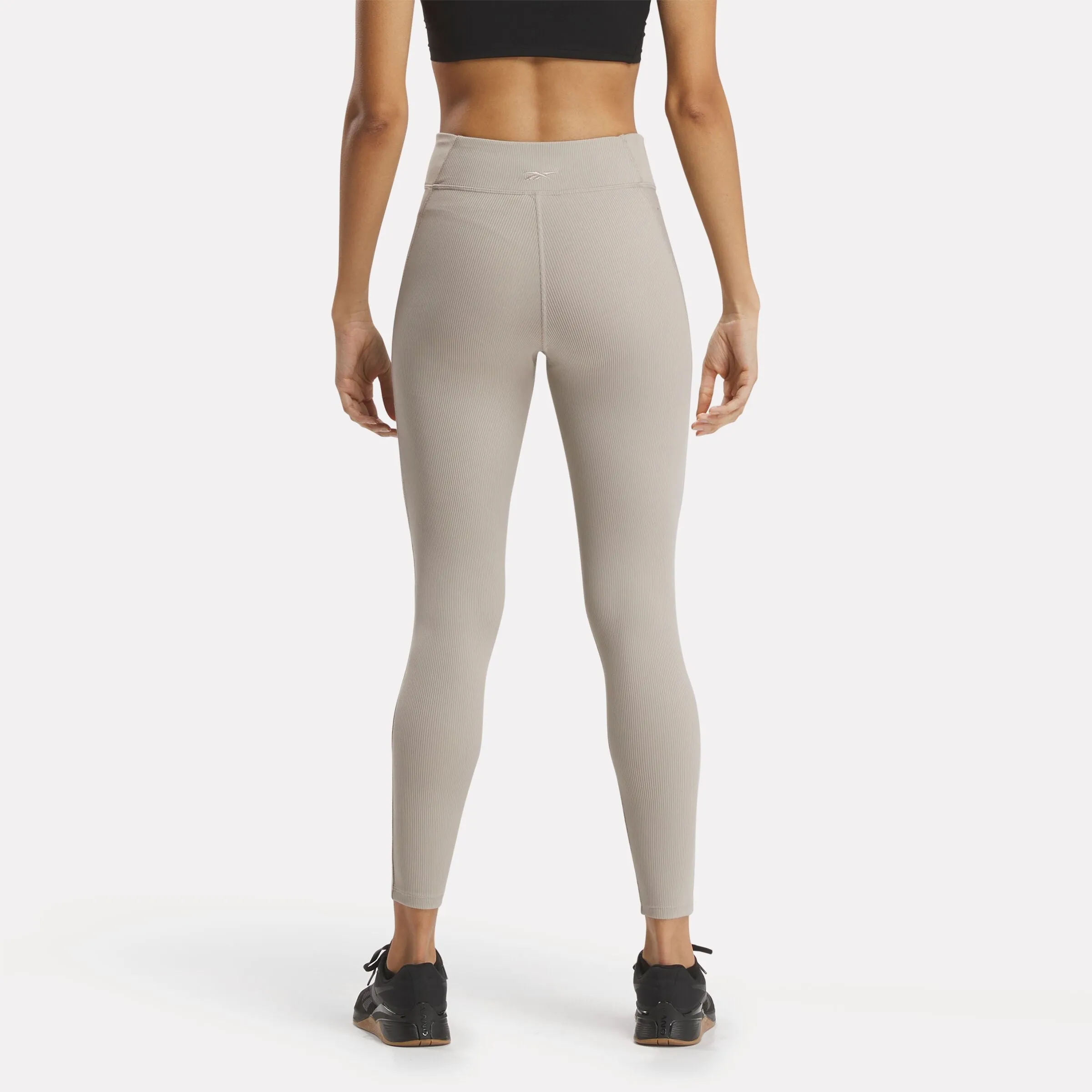 High-Rise Ribbed Leggings - Studio Ash