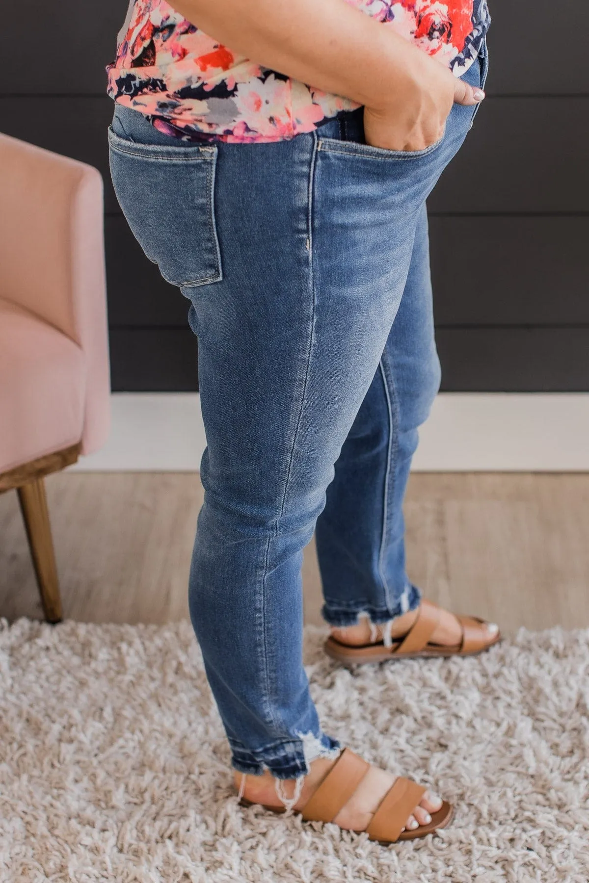 Vervet Mid-Rise Skinny Jeans- Maisie Wash