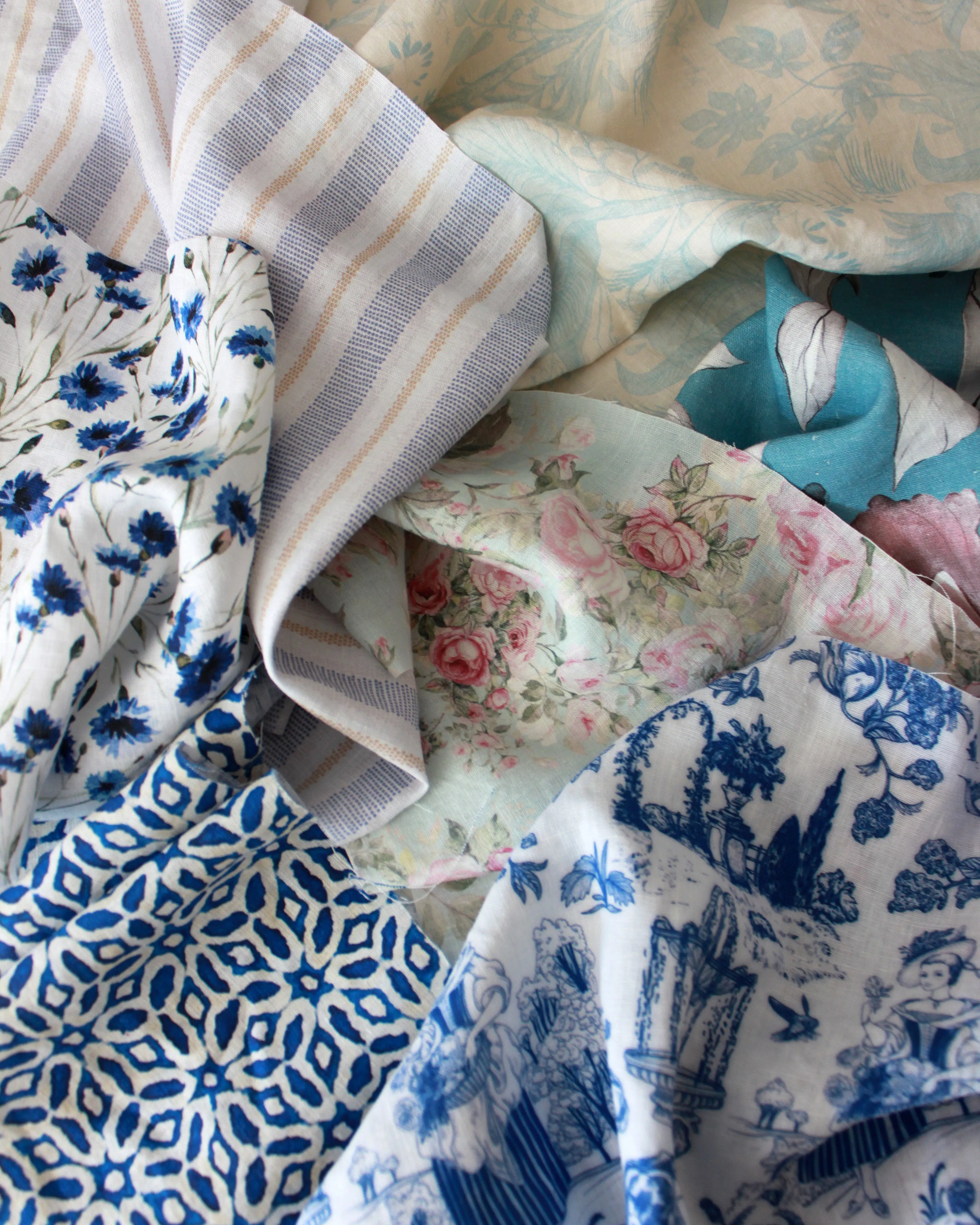 Printed Linen Scrap Bundle, Vintage Fabric Remnants - Great for Craft Projects