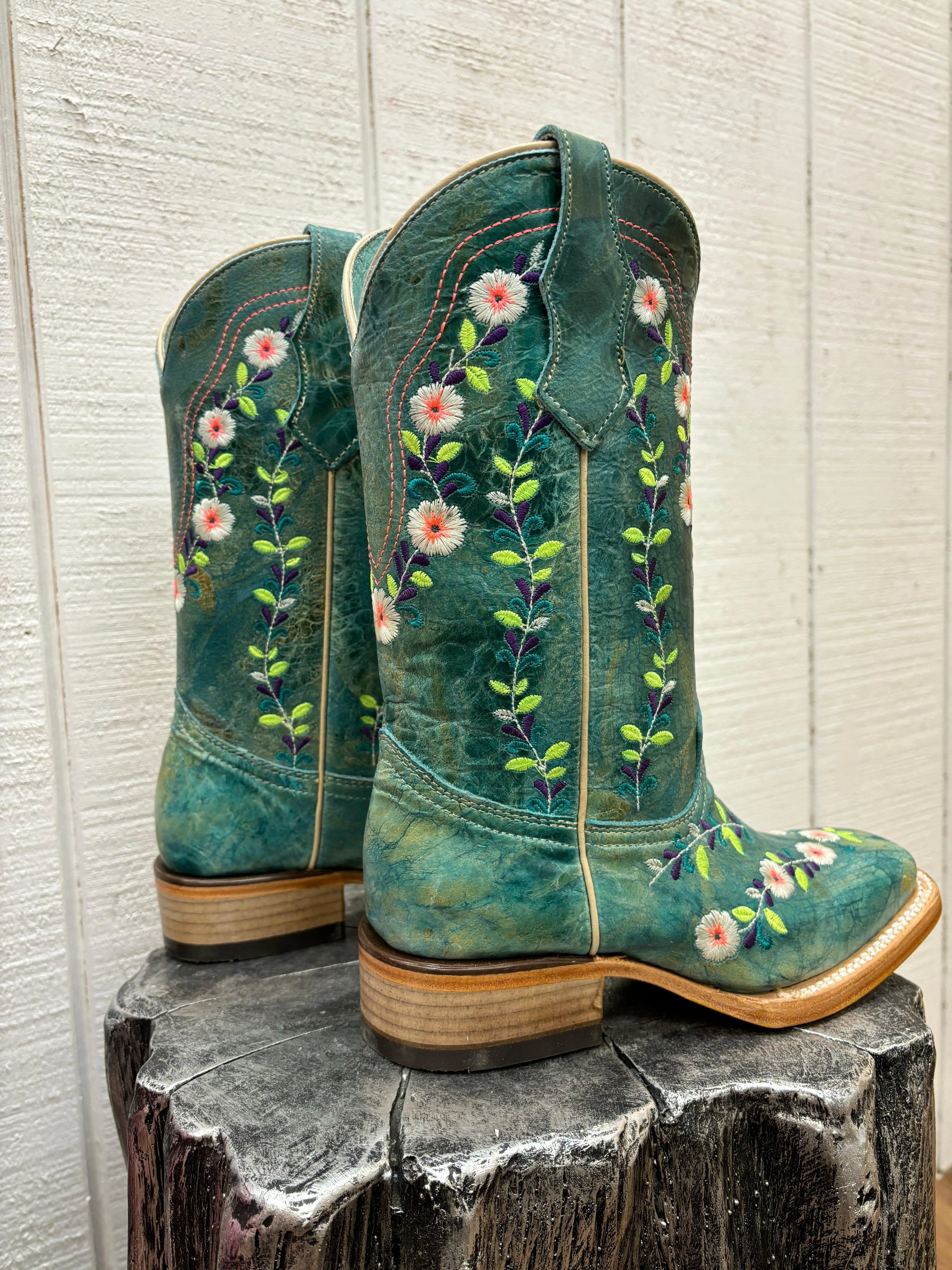 Youth/Teen Turquoise Embroidered Cowgirl Boots Square Toe T0158